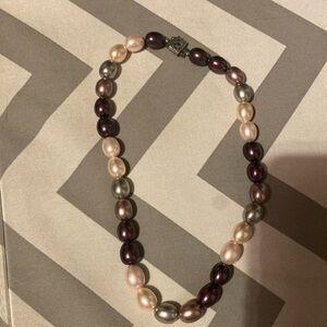 Fashion Pearl Color Necklace